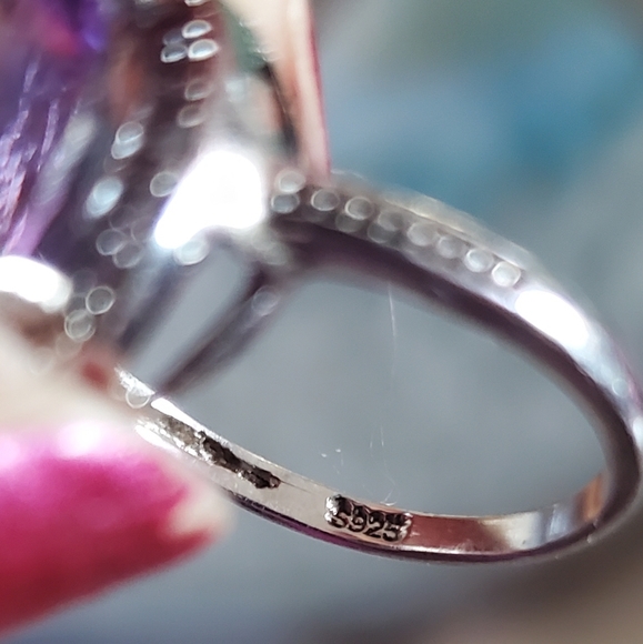 Genuine Amethyst ring - Picture 2 of 10